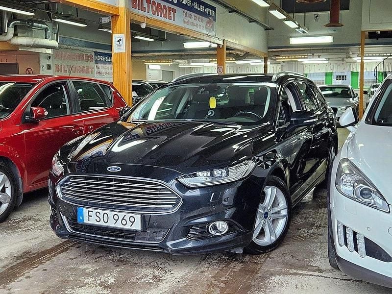 Svart Begagnad 2015 Ford Mondeo Titanium Kombi | 89 999 kr (Bra pris) - Bild 1/4
