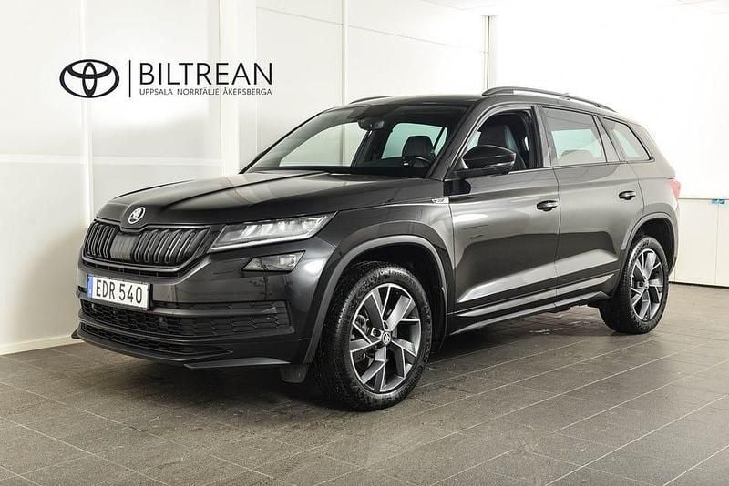 Svart Begagnad 2018 Skoda Kodiaq SportLine SUV | 298 900 kr (Bra pris) - Bild 1/4
