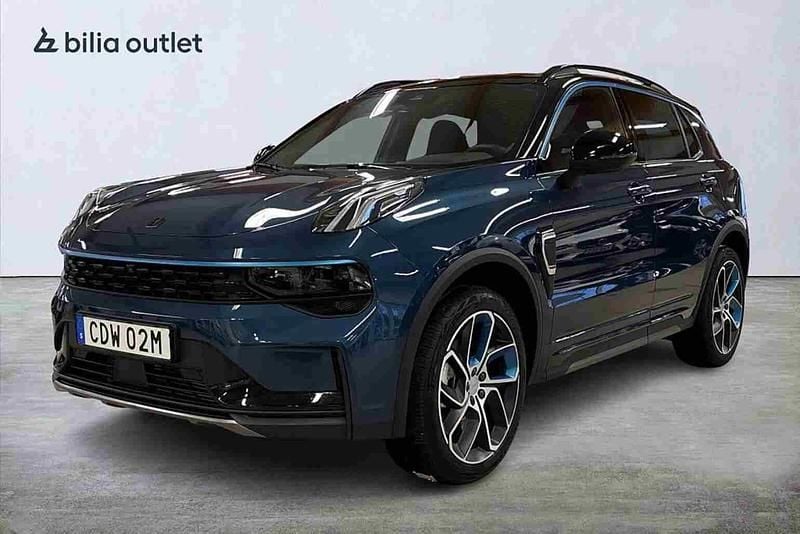 Blå Begagnad 2023 Lynk & Co 01 SUV | 299 800 kr (Marknadspris) - Bild 1/1