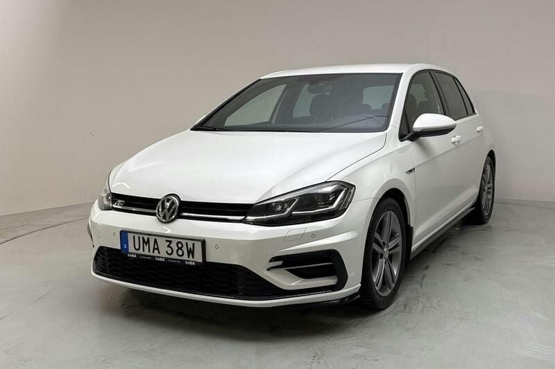 Vit Begagnad 2020 VW Golf VII R-line | 192 800 kr (Marknadspris) - Bild 1/4