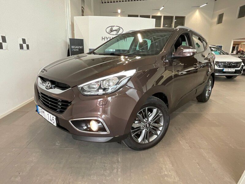 Brunmetallic Begagnad 2013 Hyundai ix35 SUV | 109 500 kr (Marknadspris) - Bild 1/4