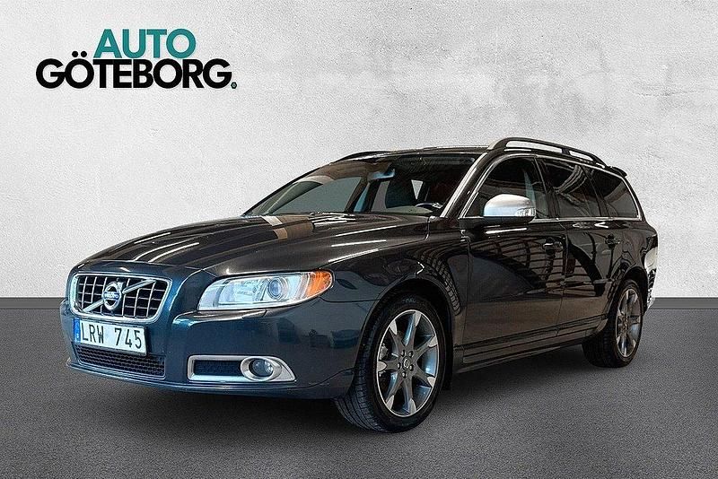 Grå Begagnad 2011 Volvo V70 Momentum Kombi | 79 900 kr (Marknadspris) - Bild 1/4