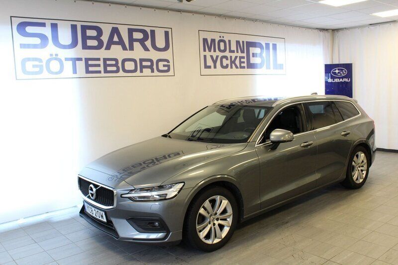 Grå Begagnad 2019 Volvo V60 Momentum Kombi | 229 900 kr (Lite dyr) - Bild 1/4