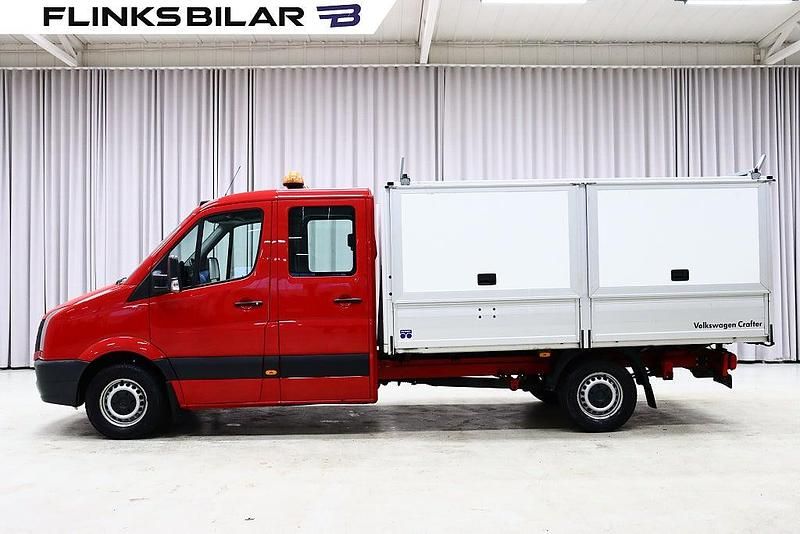Flerfärgad Begagnad 2015 VW Crafter Van | 199 875 kr (Dyr) - Bild 1/4