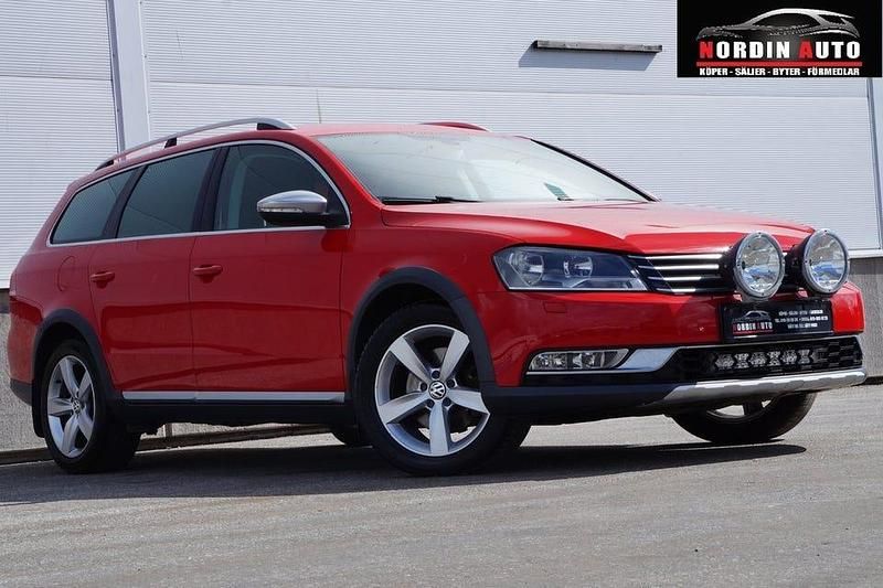 Röd Begagnad 2012 VW Passat Alltrack Kombi | 99 900 kr (Marknadspris) - Bild 1/4