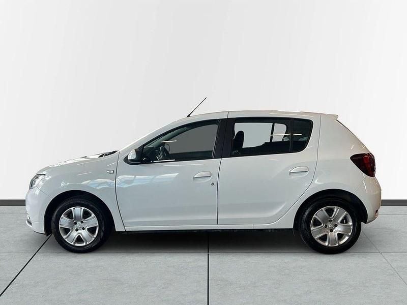 Begagnad Dacia Sandero 101 HK (74 kW) 2020 Vit Halvkombi