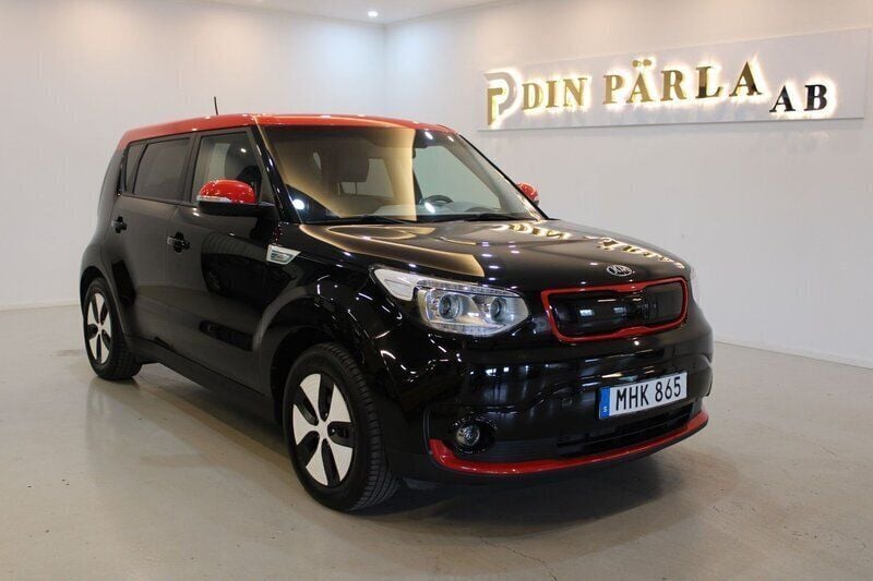 Svart Begagnad 2016 Kia Soul EV 2 SUV | 99 900 kr (Marknadspris) - Bild 1/4