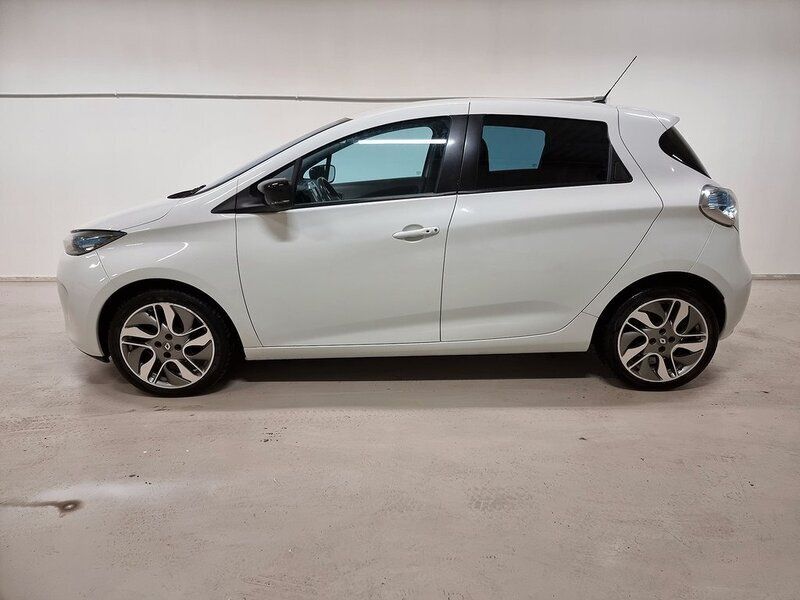 Begagnad Renault Zoe 65 kW (89 HK) 2015 Vit Halvkombi