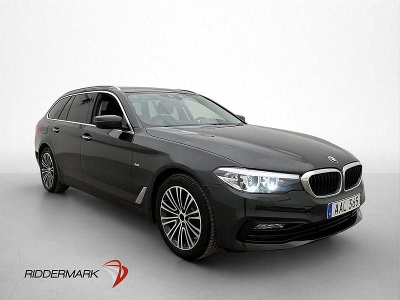 Begagnad BMW 520 Sport Line 190 HK (139 kW) 2018 Grå Kombi