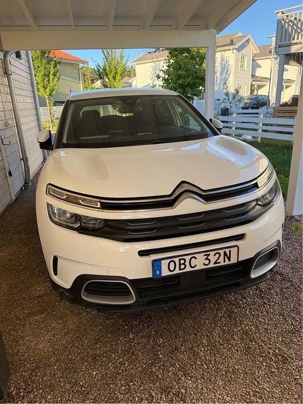 Vit Begagnad 2019 Citroën C5 Aircross PureTech SUV | 169 000 kr (Superpris) - Bild 1/4