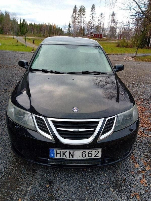 Svart Begagnad 2008 Saab 9-3 Vector Kombi | 21 000 kr (Bra pris) - Bild 1/4