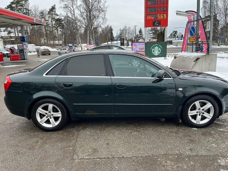 Begagnad Audi A4 163 HK (119 kW) 2004 Sedan