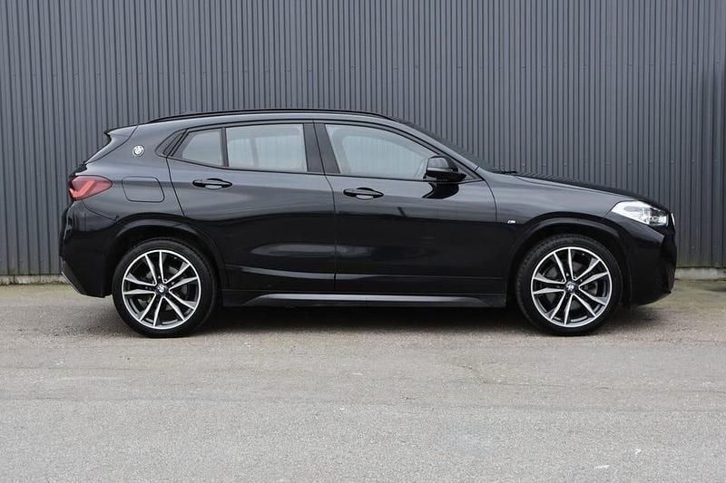 Begagnad BMW X2 M Sport 220 HK (161 kW) 2021 Svart SUV