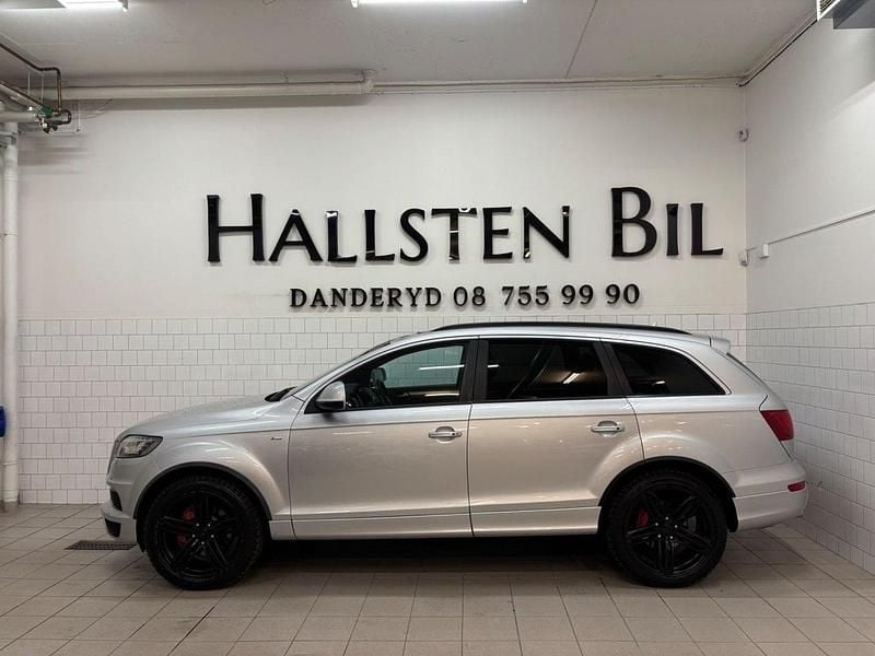Silver Begagnad 2014 Audi Q7 S-Line SUV | 199 000 kr (Bra pris) - Bild 1/4