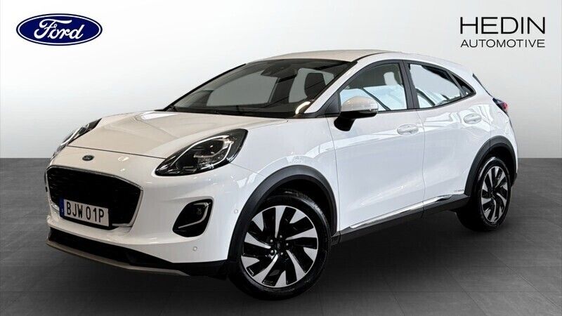 Vit (white) Begagnad 2022 Ford Puma Titanium SUV | 199 900 kr (Marknadspris) - Bild 1/4