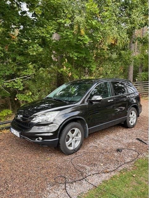Brun Begagnad 2010 Honda CR-V SUV | 90 000 kr (Lite dyr) - Bild 1/4
