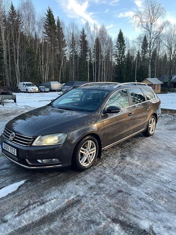 Begagnad 2012 VW Passat Kombi | 74 000 kr (Bra pris) - Bild 1/4