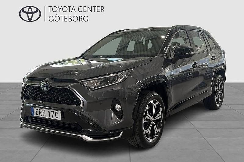 Grå Begagnad 2021 Toyota RAV4 Hybrid Premium SUV | 409 900 kr (Marknadspris) - Bild 1/3