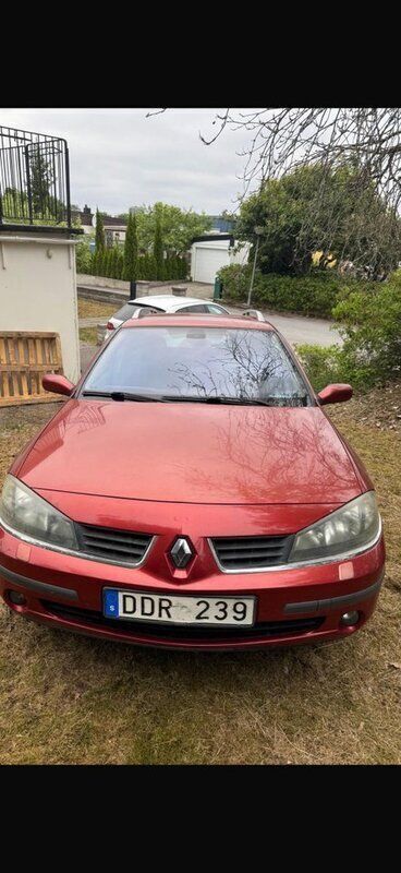 Röd Begagnad 2006 Renault Laguna GrandTour Kombi | 20 000 kr (Marknadspris) - Bild 1/4