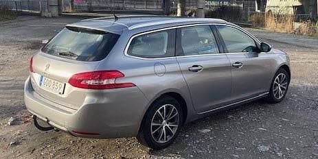 Begagnad Peugeot 308 SW 131 HK (96 kW) 2015 Kombi