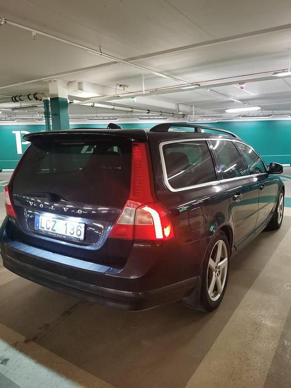 Begagnad 2011 Volvo V70 Kombi | 34 000 kr (Bra pris) - Bild 1/4