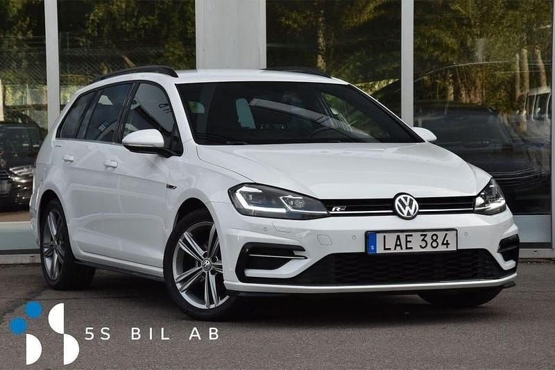 Begagnad VW Golf VII GT 150 HK (110 kW) 2018 Vit Kombi