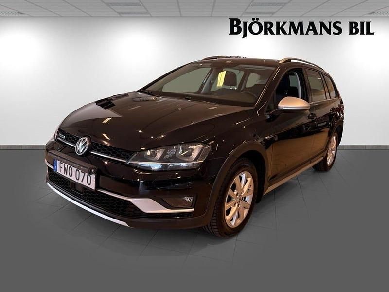 Svart Begagnad 2016 VW Golf Alltrack Kombi | 139 000 kr (Marknadspris) - Bild 1/4