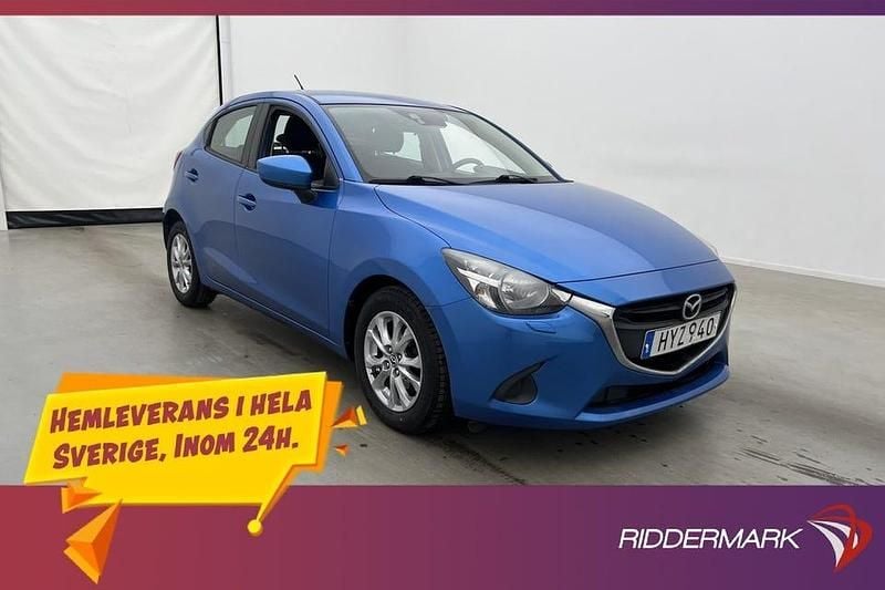 Blå Begagnad 2015 Mazda 2 Halvkombi | 109 900 kr (Marknadspris) - Bild 1/3