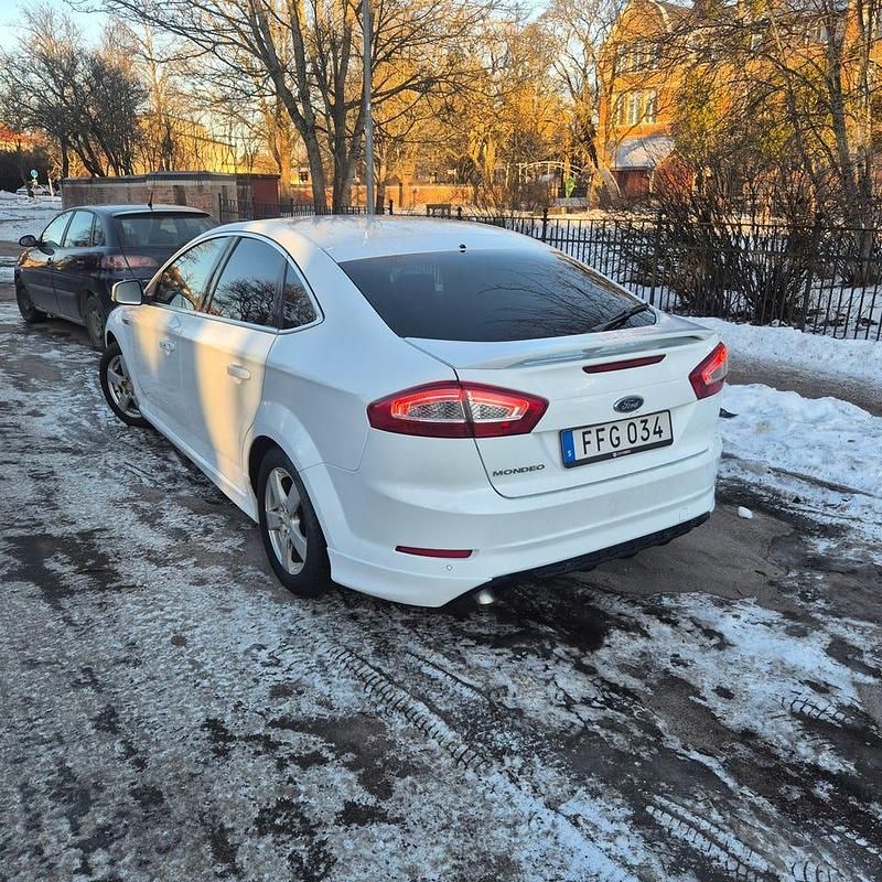 Begagnad Ford Mondeo 163 HK (119 kW) 2012