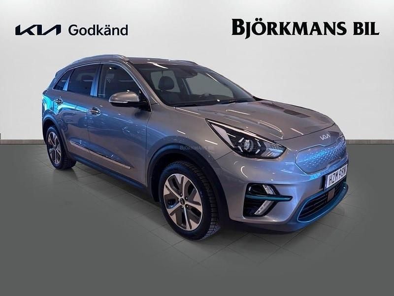 Begagnad Kia e-Niro Advance 150 kW (204 HK) 2022 /klg/ steel grey SUV