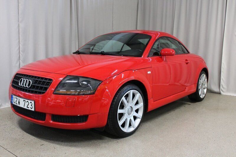 Röd Begagnad 2004 Audi TT Sportkupé | 94 900 kr (Lite dyr) - Bild 1/4