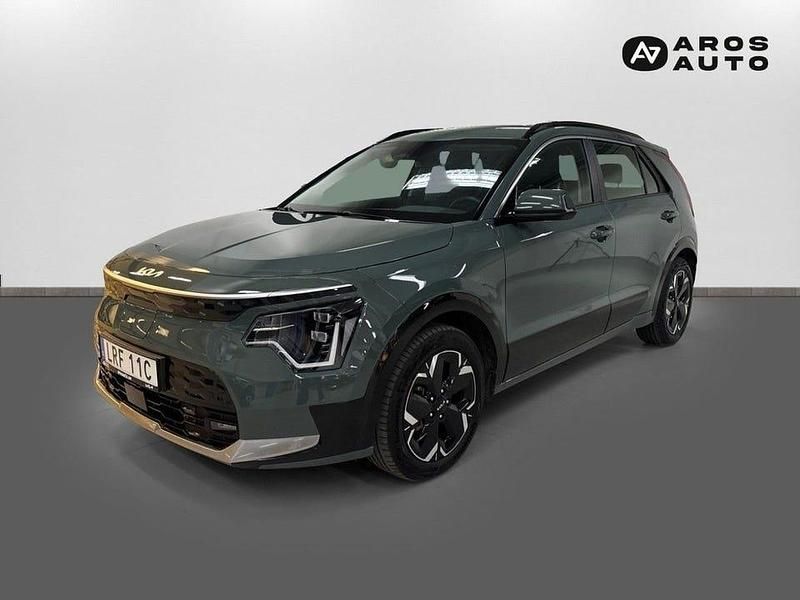 Grön Begagnad 2022 Kia e-Niro SUV | 304 900 kr (Marknadspris) - Bild 1/4