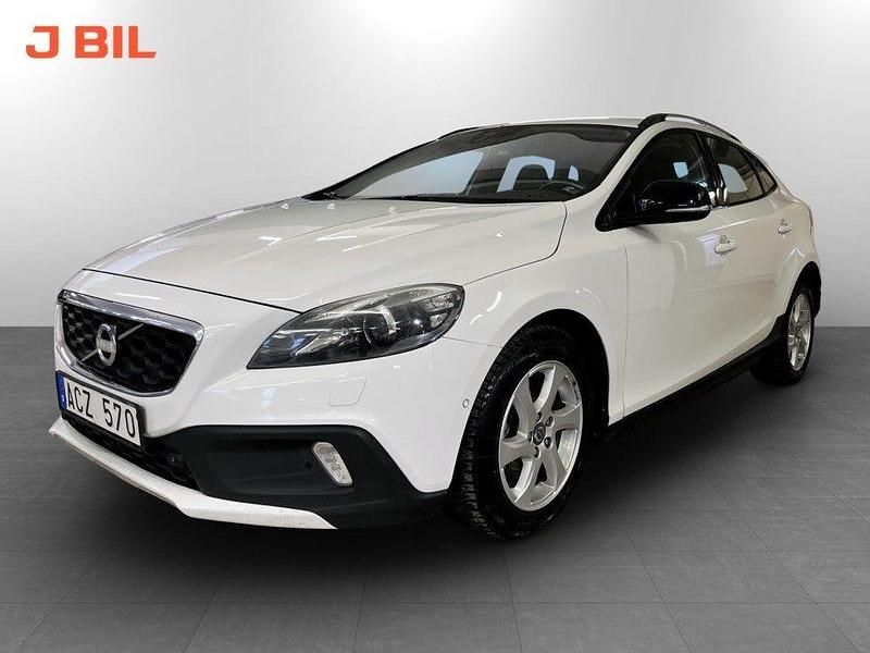 Vit Begagnad 2013 Volvo V40 CC Momentum Kombi | 109 900 kr (Bra pris) - Bild 1/3