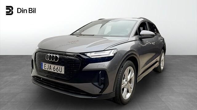 Grå Begagnad 2024 Audi Q4 e-tron S-Line SUV | 559 000 kr (Lite dyr) - Bild 1/4