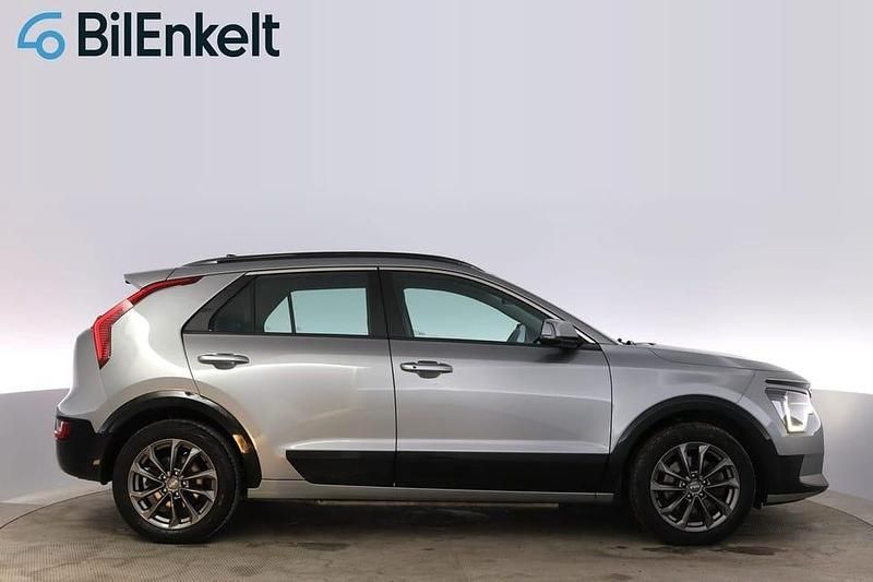 Begagnad Kia e-Niro 152 kW (207 HK) 2022 Grå SUV