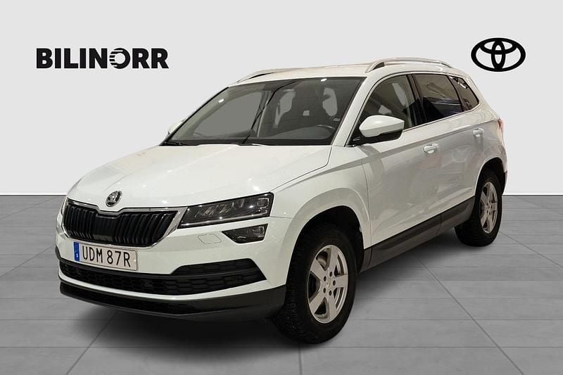 Vit Begagnad 2019 Skoda Karoq SUV | 219 900 kr (Marknadspris) - Bild 1/4