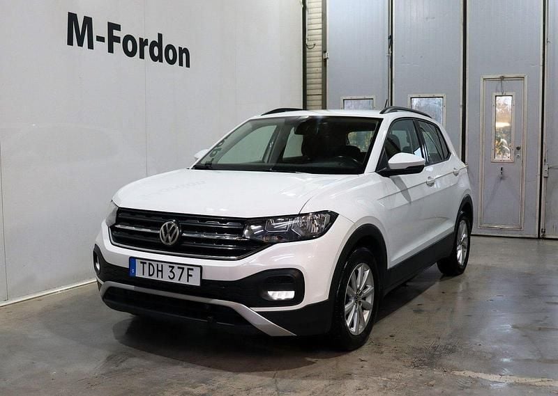Vit Begagnad 2020 VW T-Cross S SUV | 132 500 kr (Marknadspris) - Bild 1/4