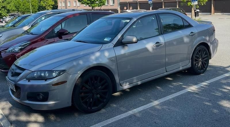 Grå Begagnad 2006 Mazda 6 Sedan | 30 000 kr (Marknadspris) - Bild 1/2