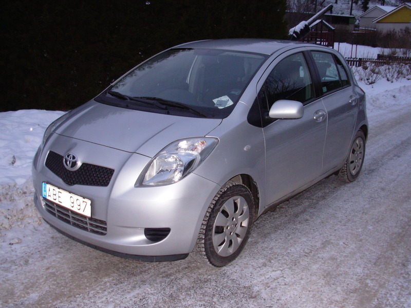 Såld Toyota Yaris 2006, begagnad 2006, 6 700 mil i Stockholm