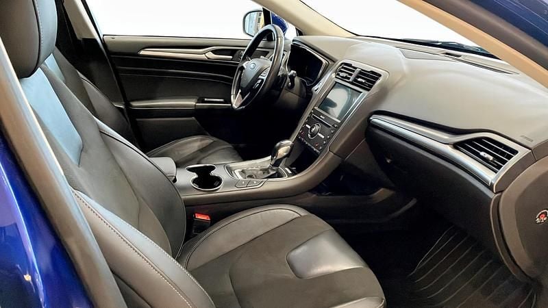 Begagnad Ford Mondeo Business Edition 160 HK (117 kW) 2018 Blå Kombi