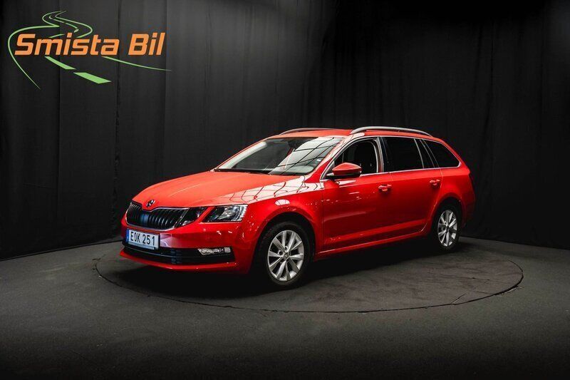 Röd Begagnad 2018 Skoda Octavia Kombi | 169 800 kr (Marknadspris) - Bild 1/4