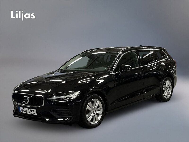 Svart Begagnad 2022 Volvo V60 Pro Kombi | 239 900 kr (Bra pris) - Bild 1/3