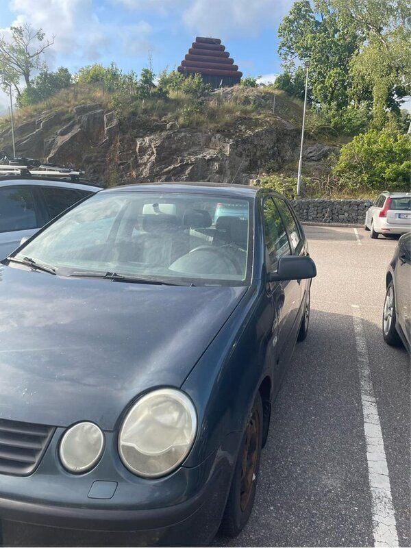 Begagnad 2004 VW Polo Halvkombi | 6 000 kr (Superpris) - Bild 1/2