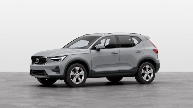 Grå Ny 2025 Volvo XC40 Core SUV | 419 900 kr (Superpris) - Bild 1/4