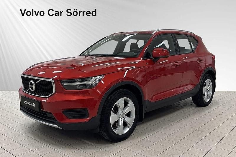 Begagnad Volvo XC40 Momentum 151 HK (111 kW) 2020 Röd SUV