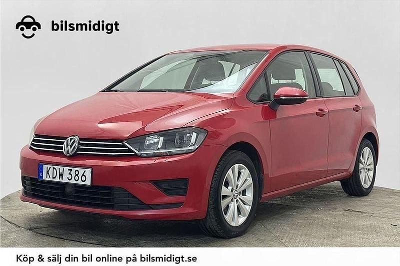 Röd Begagnad 2015 VW Golf VII Halvkombi | 98 900 kr (Bra pris) - Bild 1/3