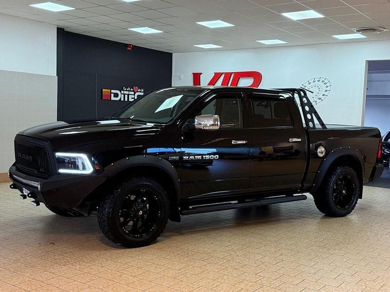 Svart Begagnad 2012 Dodge Ram Pickup | 329 800 kr (Dyr) - Bild 1/4