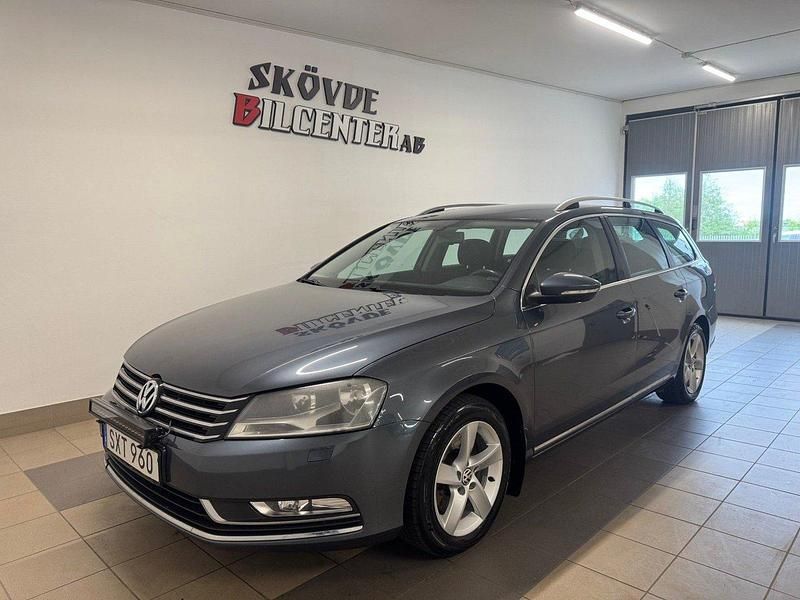 Begagnad VW Passat 141 HK (103 kW) 2011 Ljusgrå Kombi