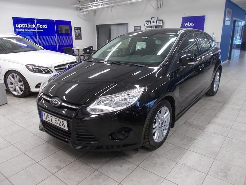 Begagnad Ford Focus 2013 Svart