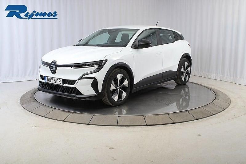 Vit Begagnad 2023 Renault Mégane Equilibre Kombi | 229 800 kr (Marknadspris) - Bild 1/4